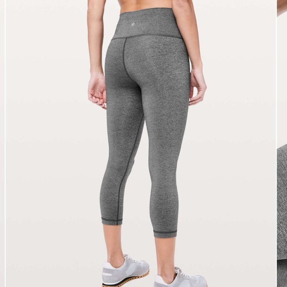 lululemon wunder under crop high rise luxtreme 21” - Picture 2 of 4